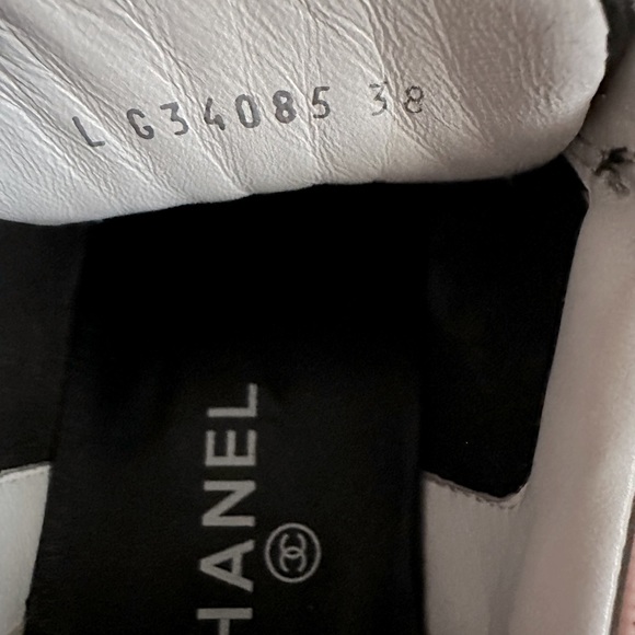CHANEL Black and White Sneakers - Picture 8 of 16